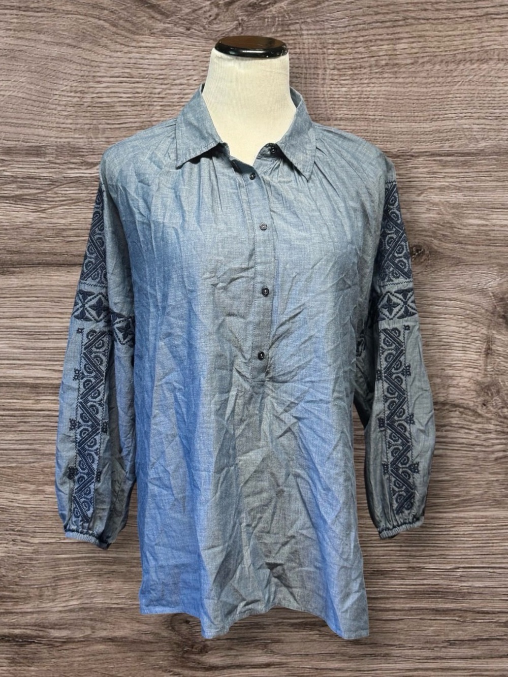 EUC Nili Lotan Denim Embroidered Blouse SZ M